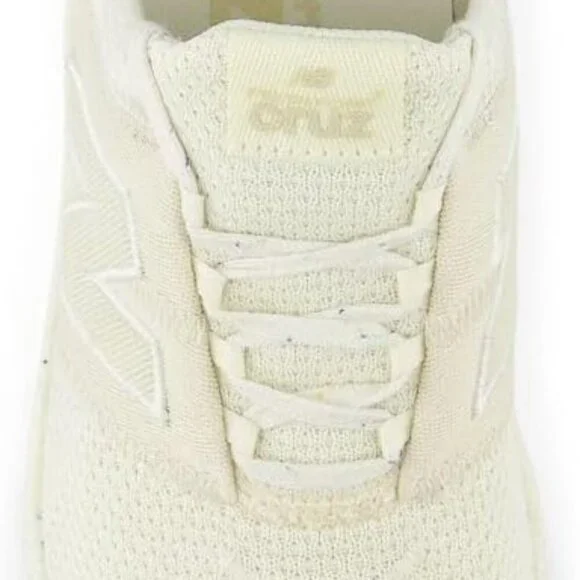 Women's Running Shoe Rubber Sole Lace-up Cushioned Support for Everyday Use